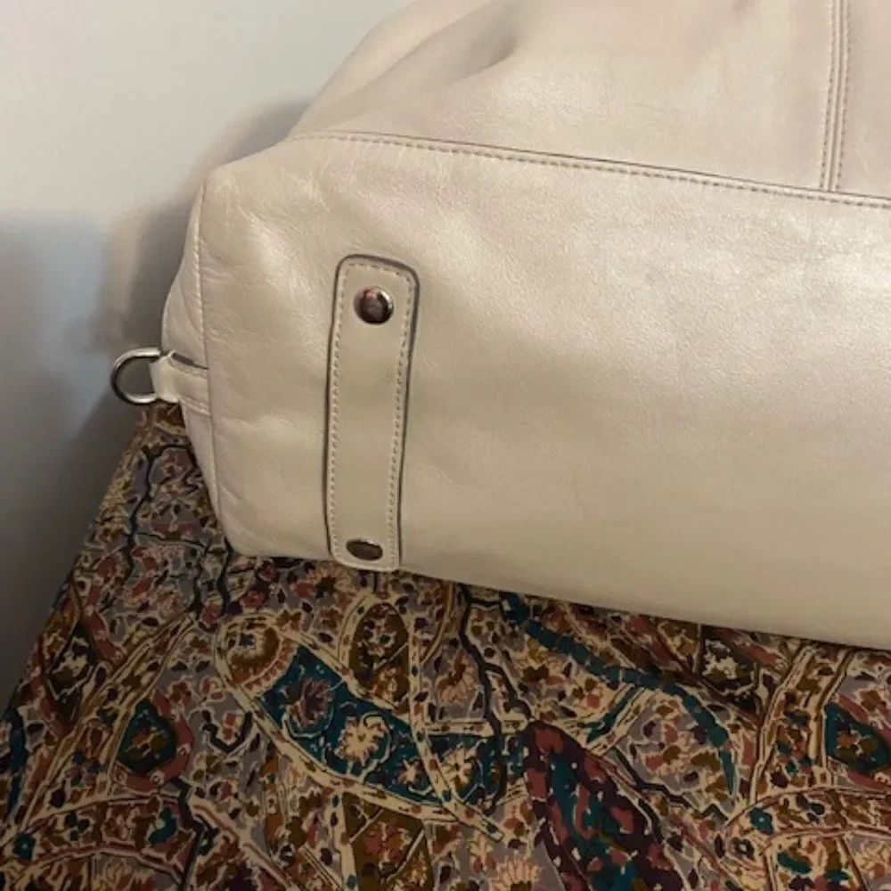 Coach F15447 Ashley Cream Convertible bag